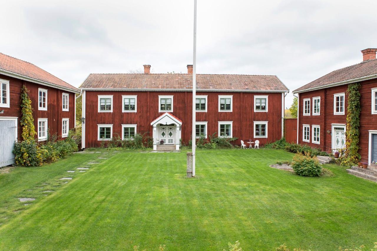 Hofra Bed & Breakfast Delsbo Exteriör bild